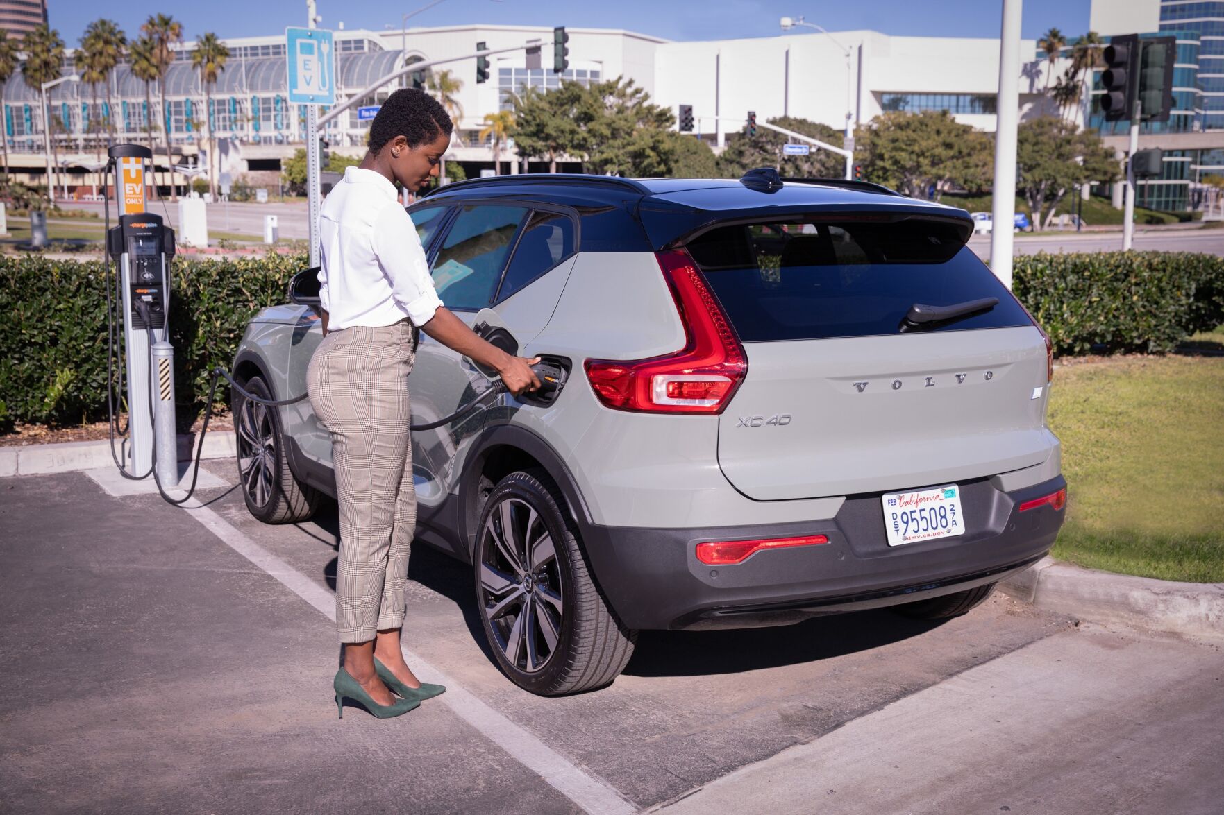Volvo electrification (copy) (copy)